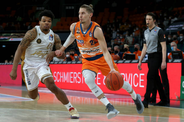 短暂落后后 短暂落后后